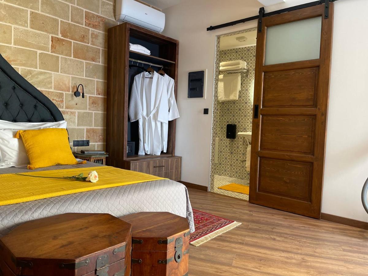 Utopia Luxury Suites - Old Town Rhodes City Kültér fotó