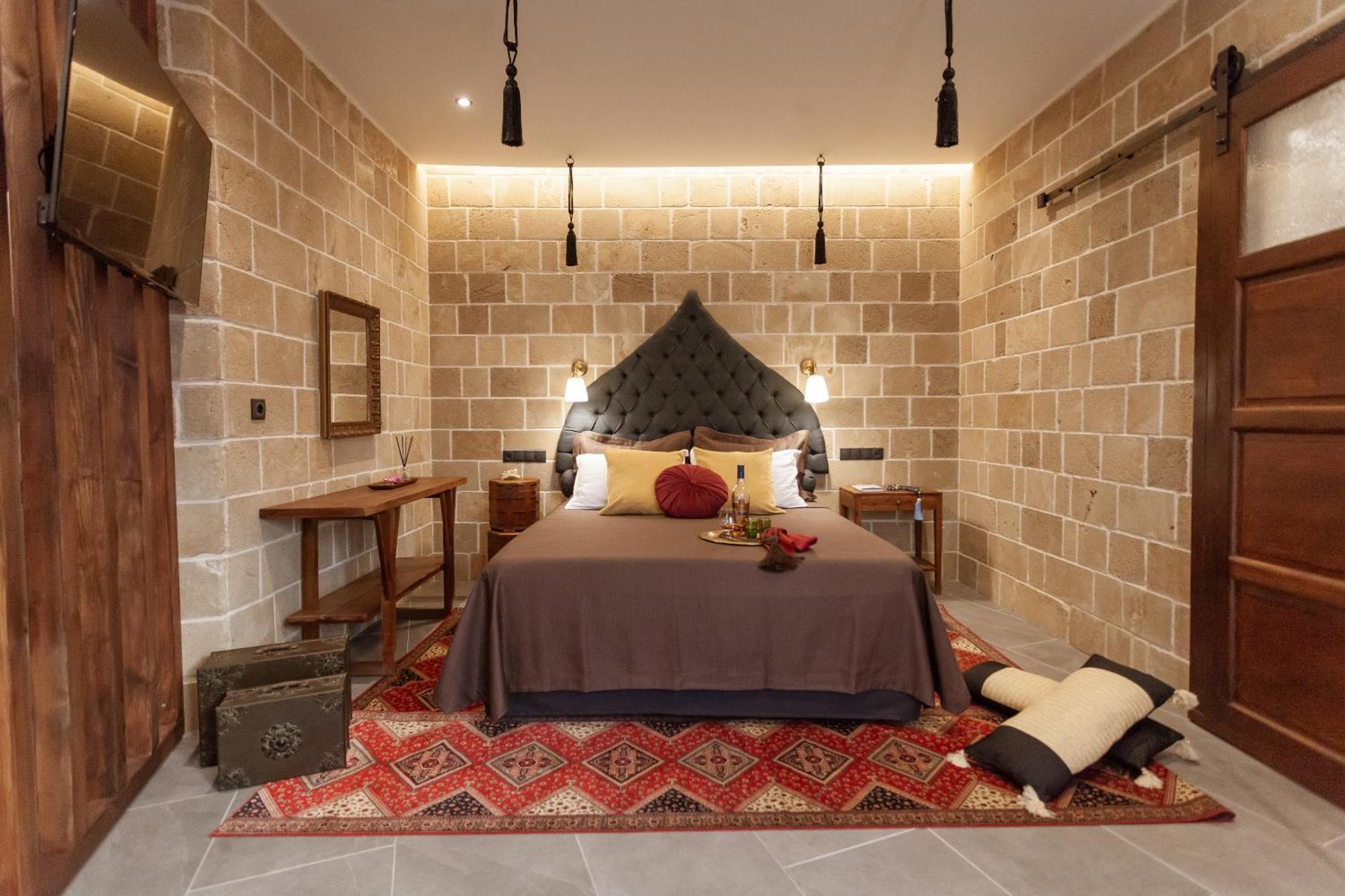 Utopia Luxury Suites - Old Town Rhodes City Kültér fotó