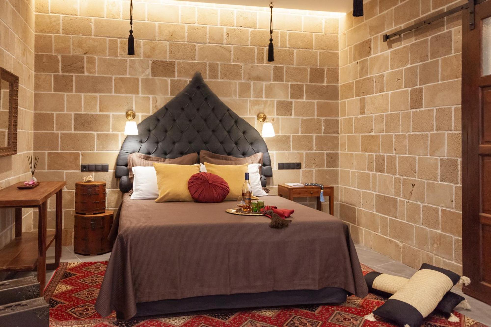 Utopia Luxury Suites - Old Town Rhodes City Kültér fotó